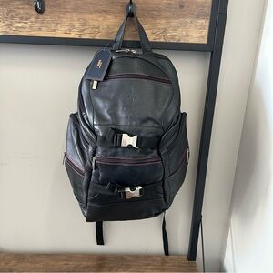 LINKS & KINGS Black Leather Backpack NWT
Luxury, Designer, Golf
